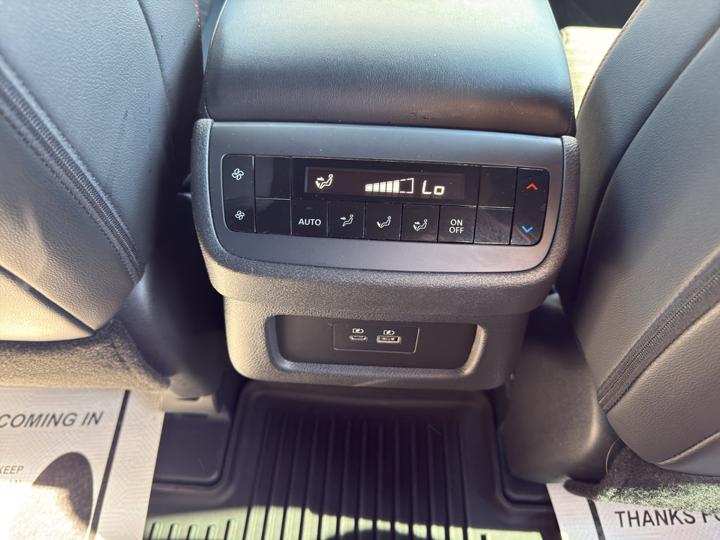 Used 2025 Nissan Pathfinder Rock Creek AWD/4WD image 19