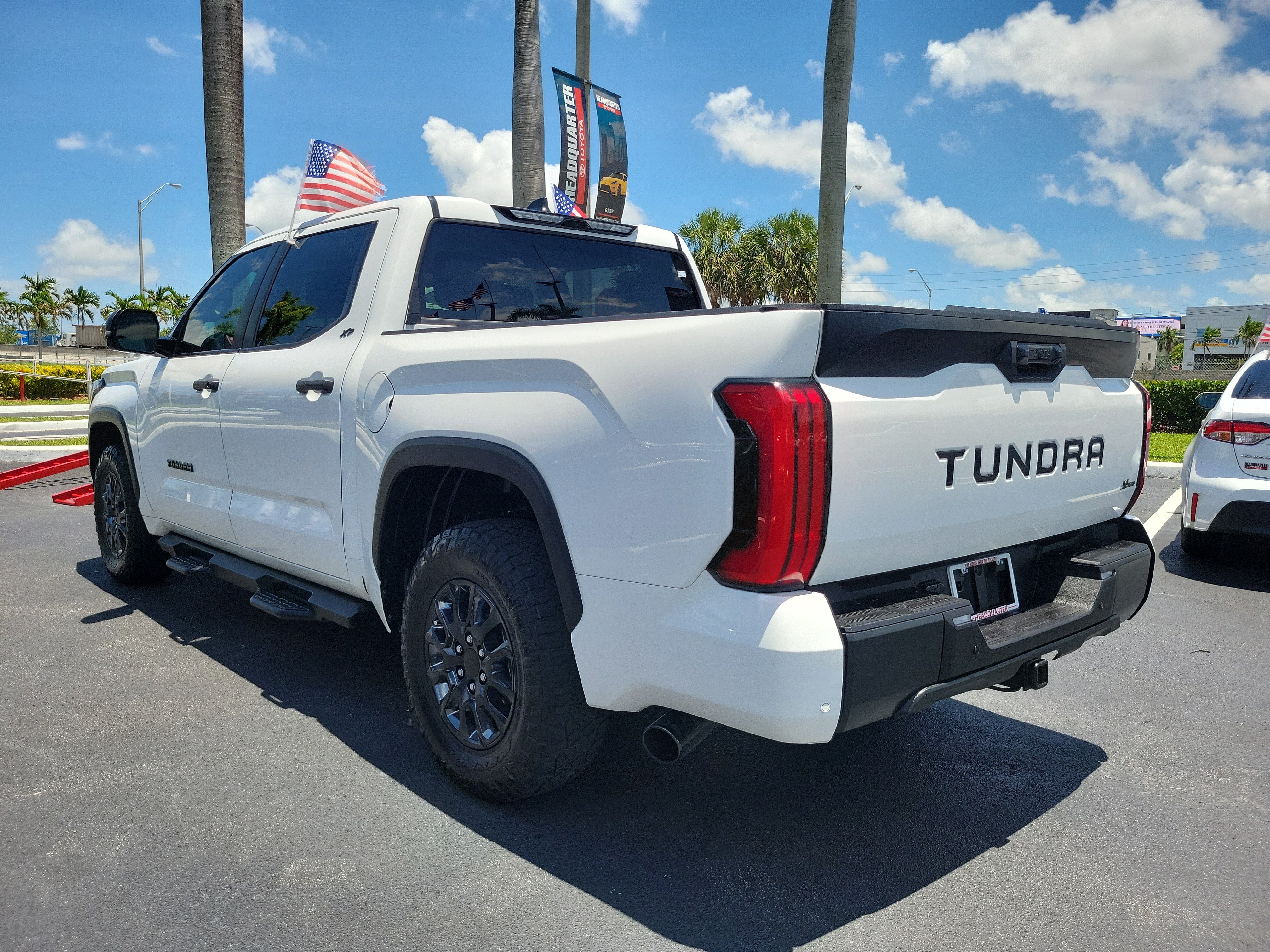 Used 2024 Toyota Tundra SR5 w/ SR5 Convenience Package RWD image 9