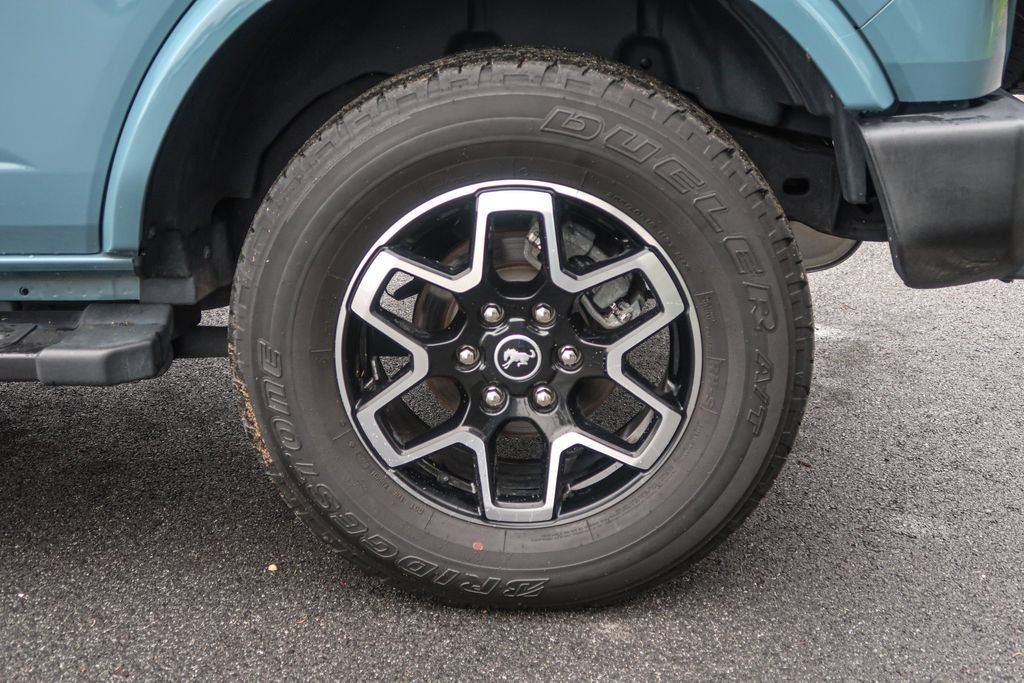 Used 2023 Ford Bronco Outer Banks AWD/4WD image 12