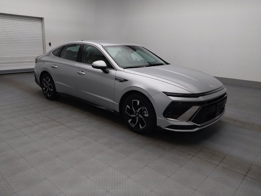 Used 2025 Hyundai Sonata SEL FWD image 11