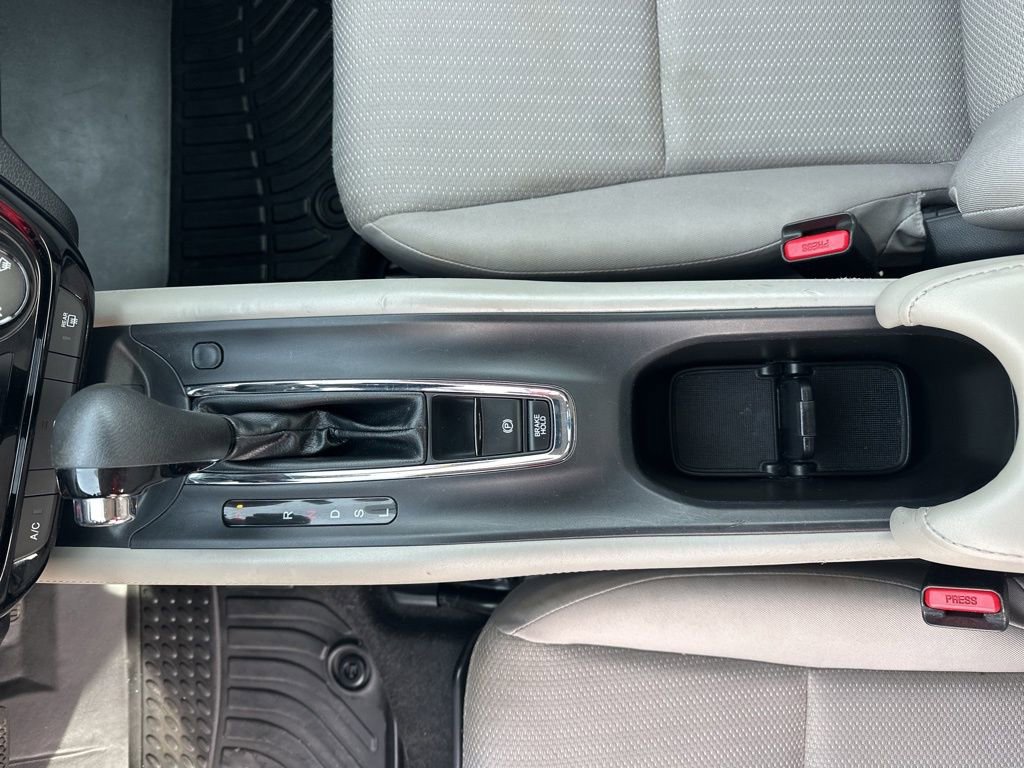 Used 2016 Honda HR-V LX image 28