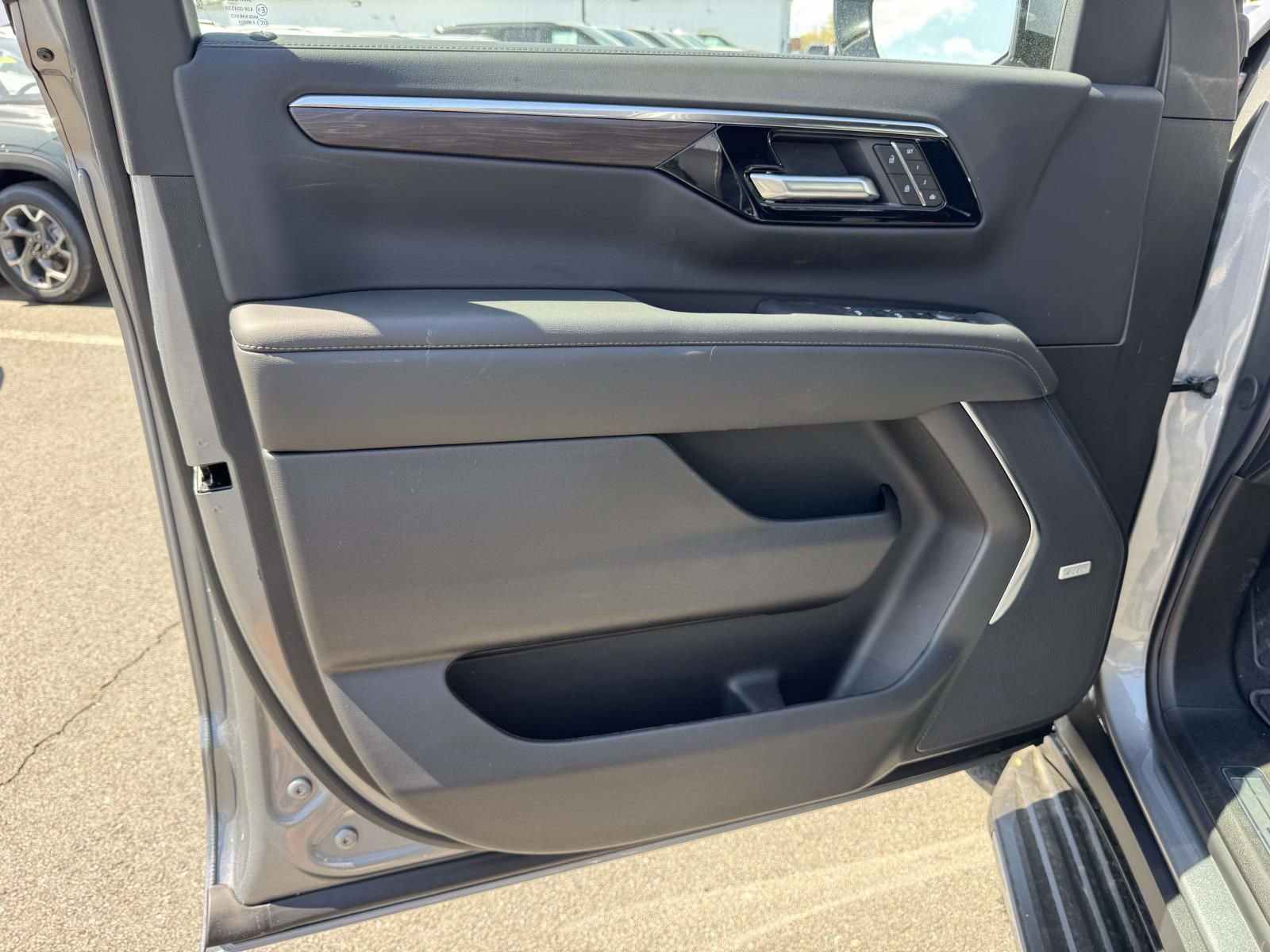 New 2026 Chevrolet Tahoe LT w/ Comfort Package image 21