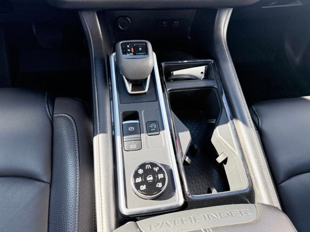 Certified 2022 Nissan Pathfinder SL AWD/4WD image 19