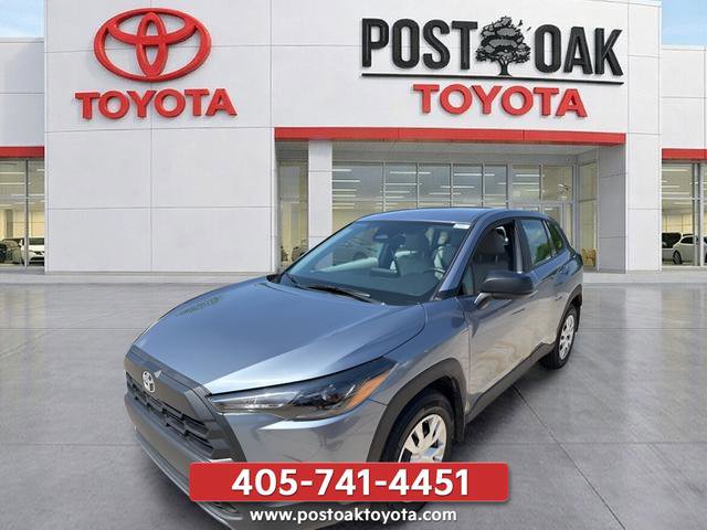 Used 2026 Toyota Corolla Cross L FWD image 3