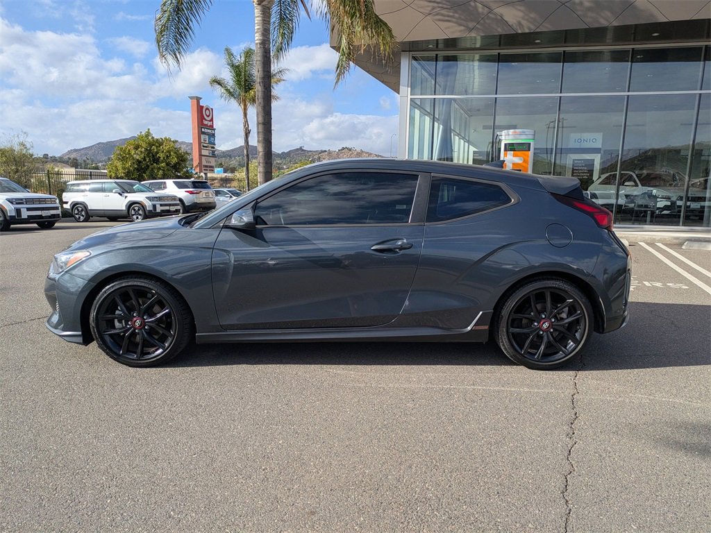 Used 2019 Hyundai Veloster Turbo R-Spec image 3