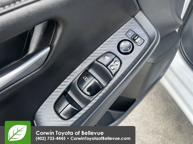 Used 2025 Nissan Sentra SV image 19