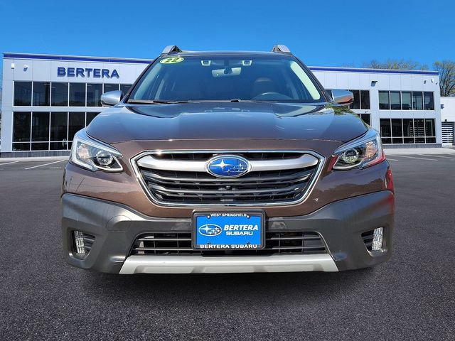 Used 2022 Subaru Outback Touring XT AWD/4WD image 2