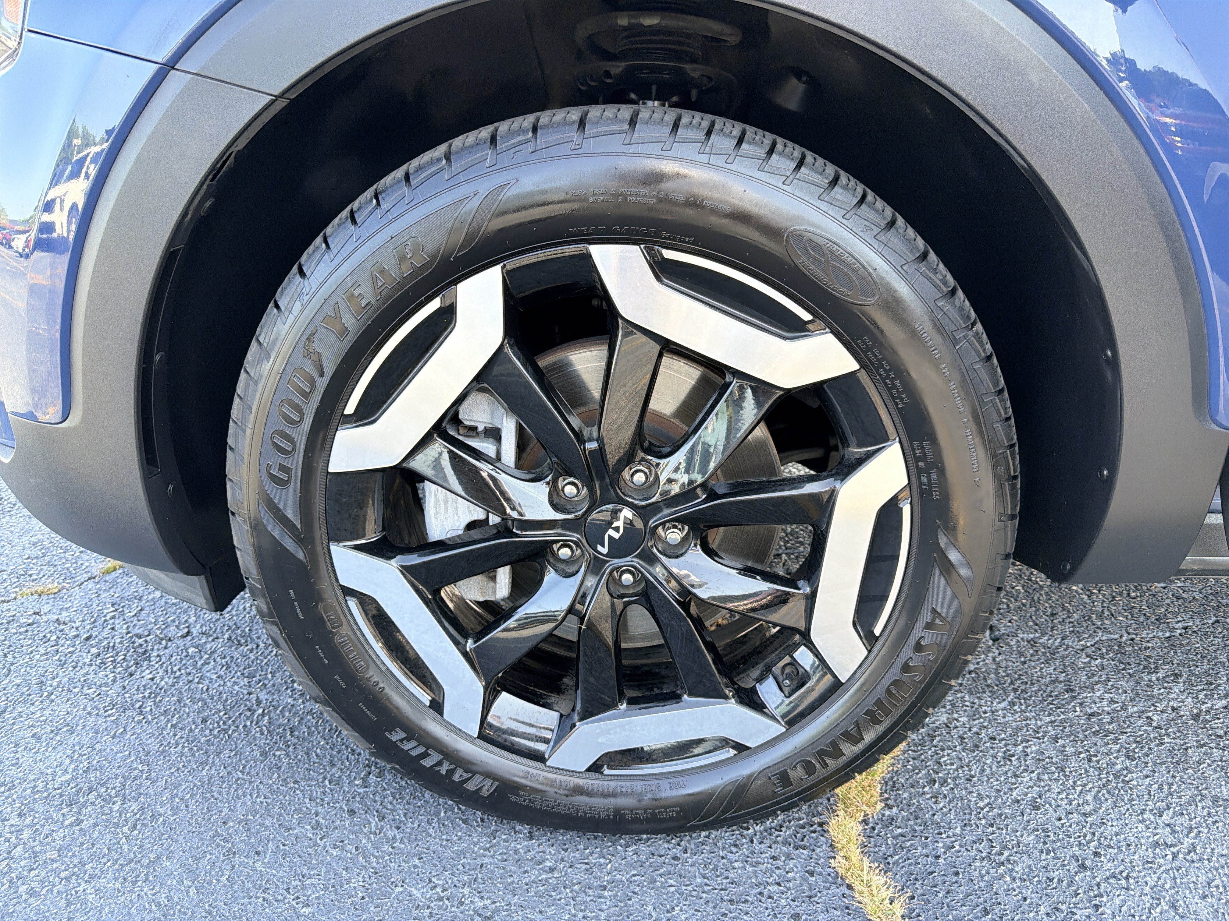 Used 2023 Kia Telluride S w/ S Sunroof Package FWD image 32