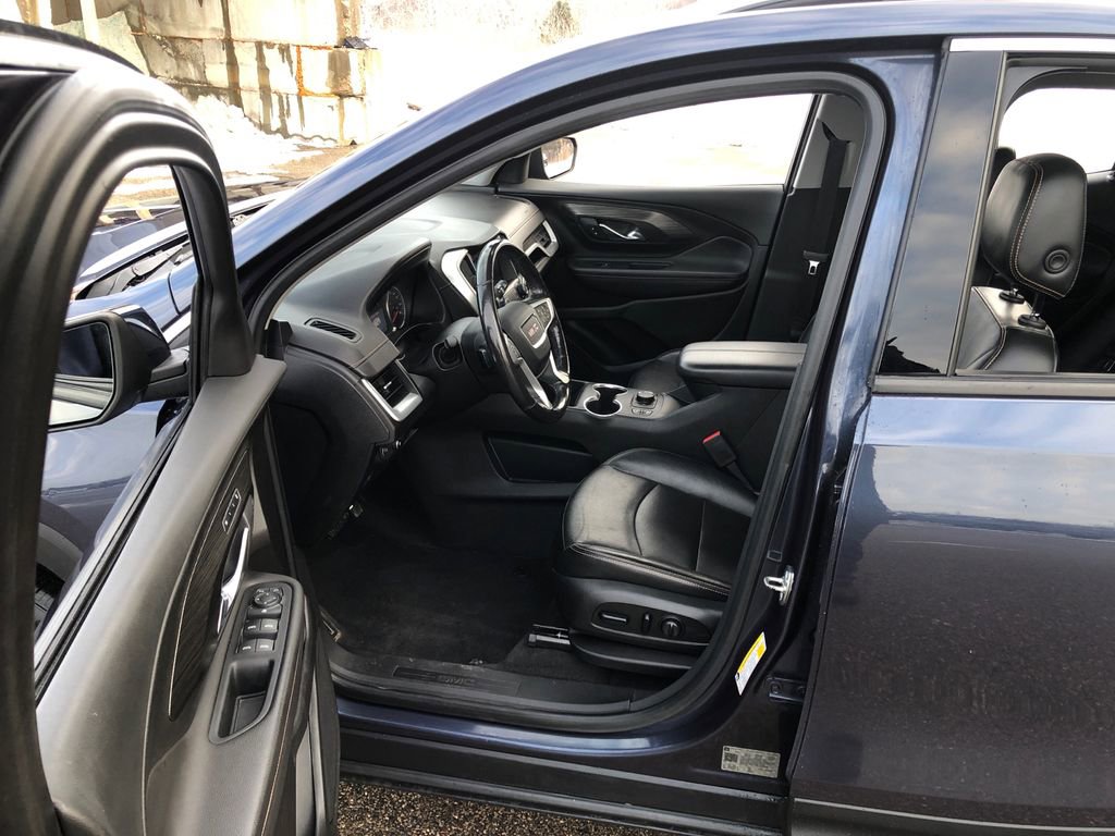 Used 2019 GMC Terrain SLT w/ Preferred Package image 18