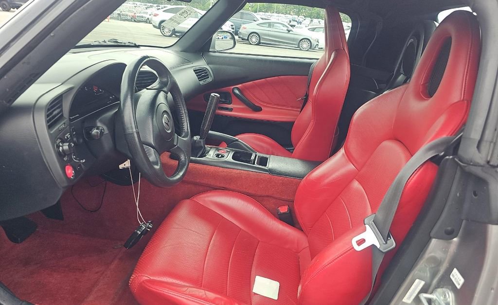 Used 2000 Honda S2000 image 8