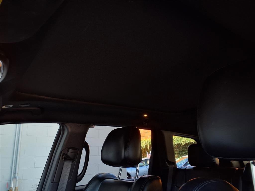 Used 2019 Jeep Grand Cherokee Limited w/ Luxury Group II image 17