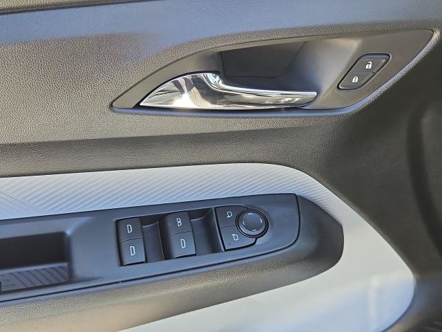 New 2027 Chevrolet Bolt RS w/ Technology Package FWD image 23