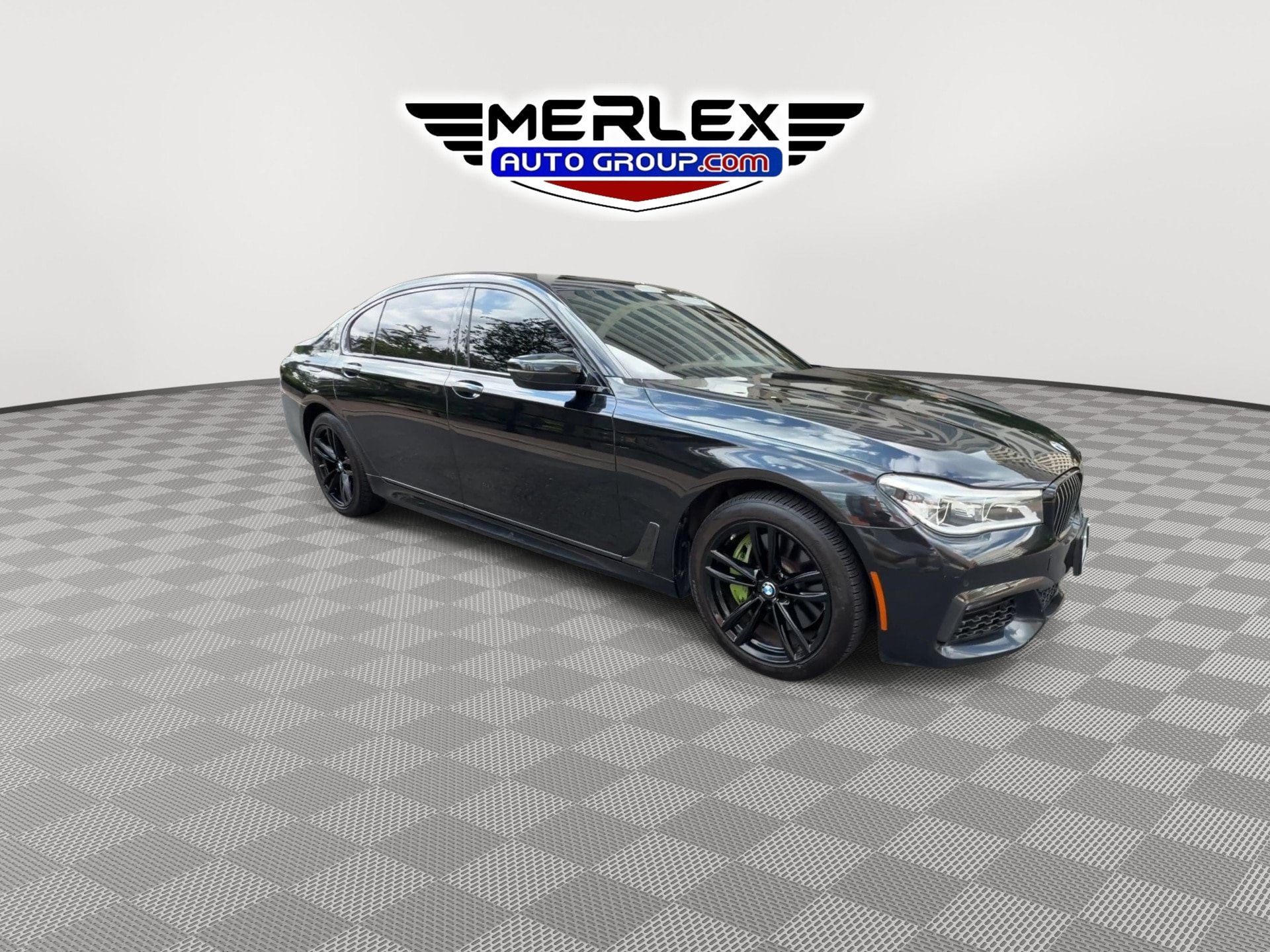 Used 2019 BMW 750i xDrive w/ M Sport Package AWD/4WD image 2