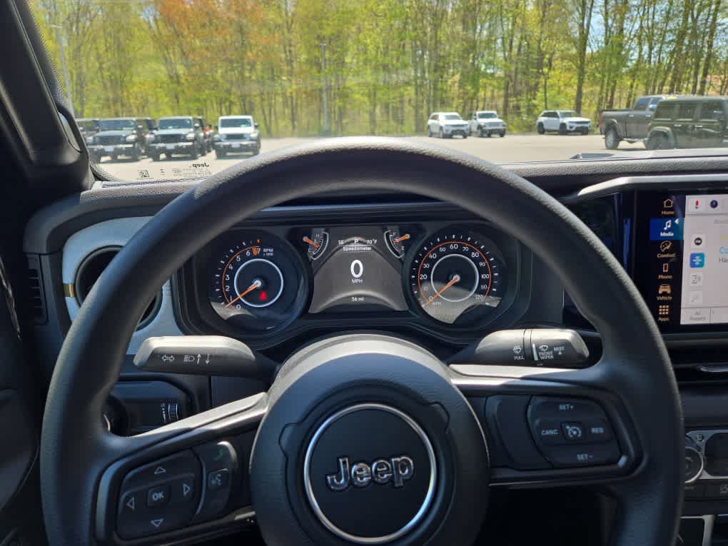 New 2026 Jeep Gladiator Sport AWD/4WD image 14