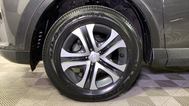 Certified 2016 Toyota RAV4 LE FWD image 30