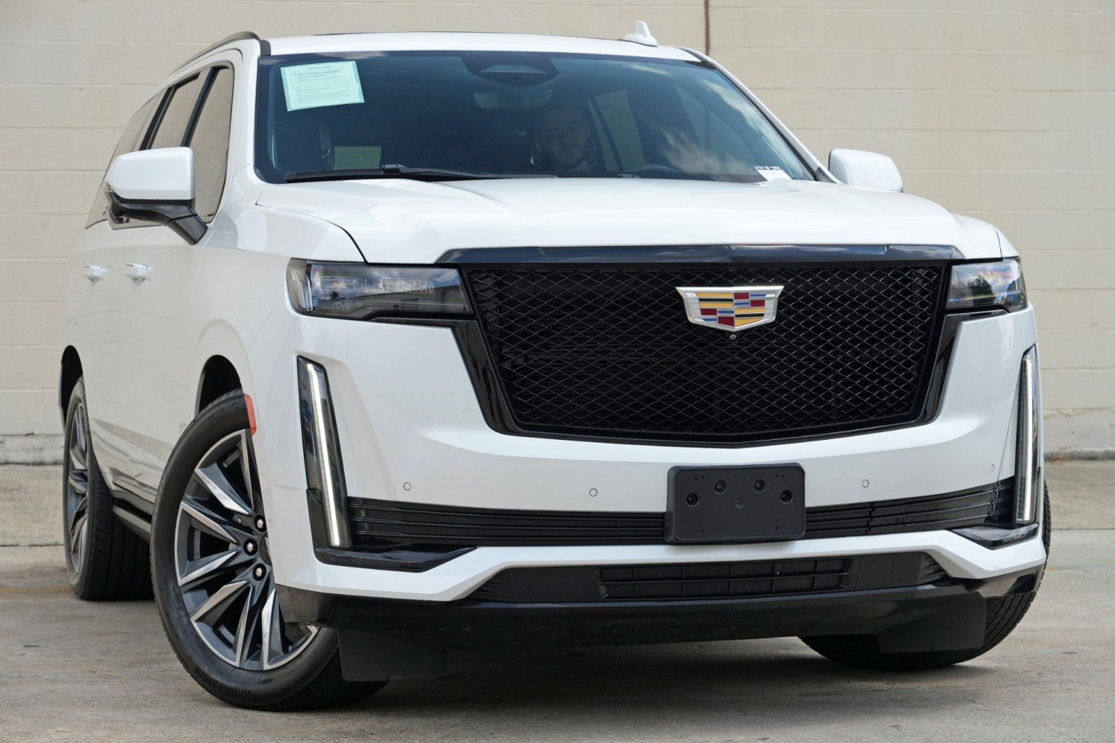 Used 2022 Cadillac Escalade Sport Platinum AWD/4WD image 4