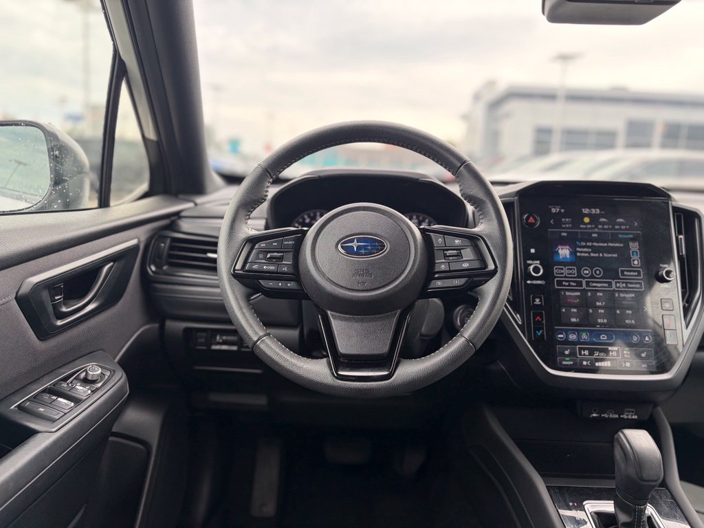 Used 2025 Subaru Forester Premium AWD/4WD image 24