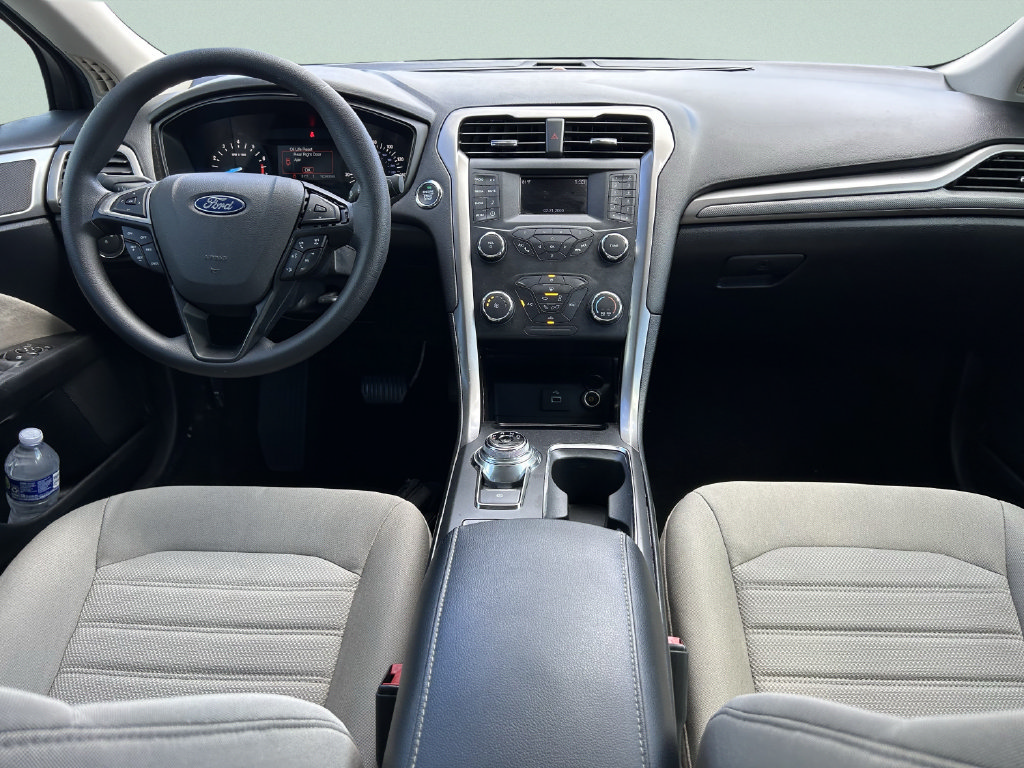 Used 2019 Ford Fusion S FWD image 17