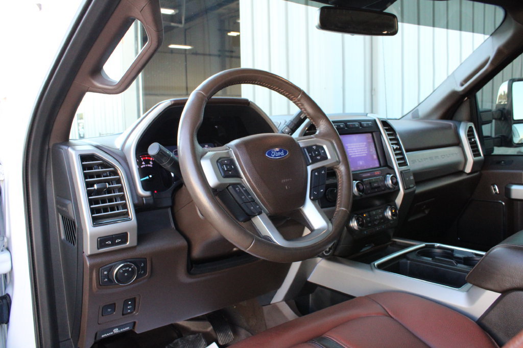 Used 2021 Ford F450 King Ranch w/ King Ranch Ultimate Package AWD/4WD image 2
