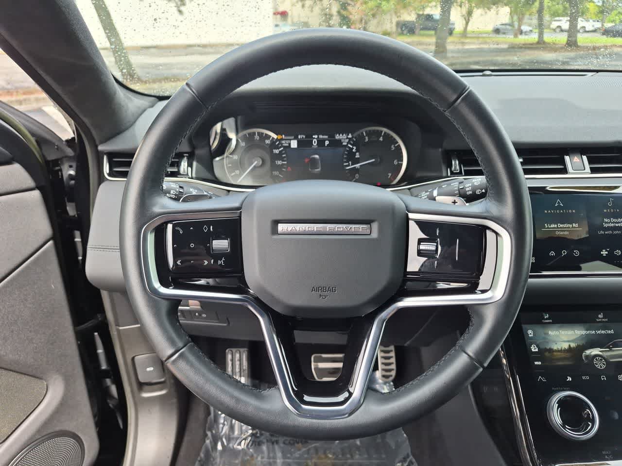 Certified 2023 Land Rover Range Rover Evoque R-Dynamic SE AWD/4WD image 23
