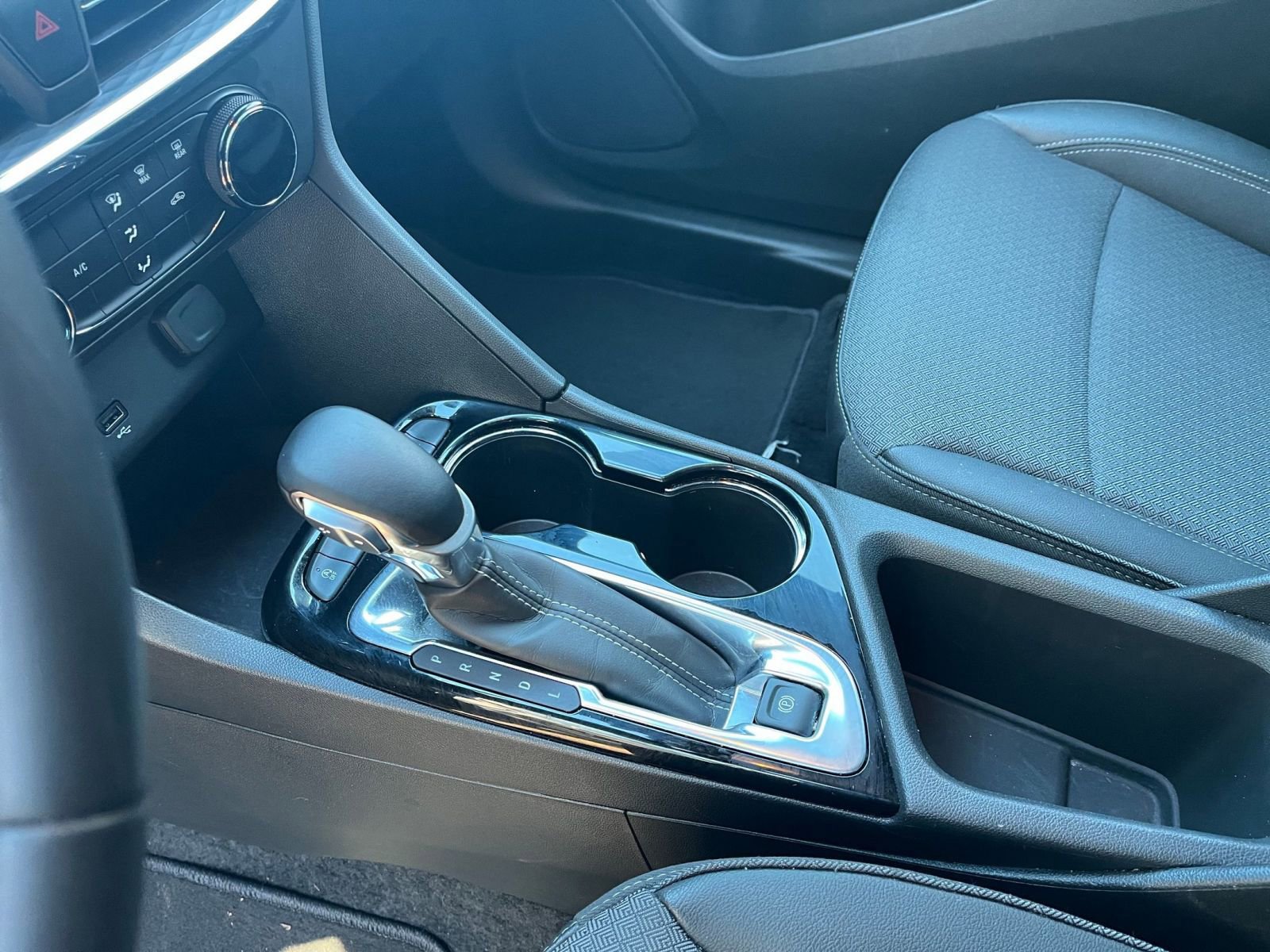 Used 2025 Buick Encore GX Preferred image 39