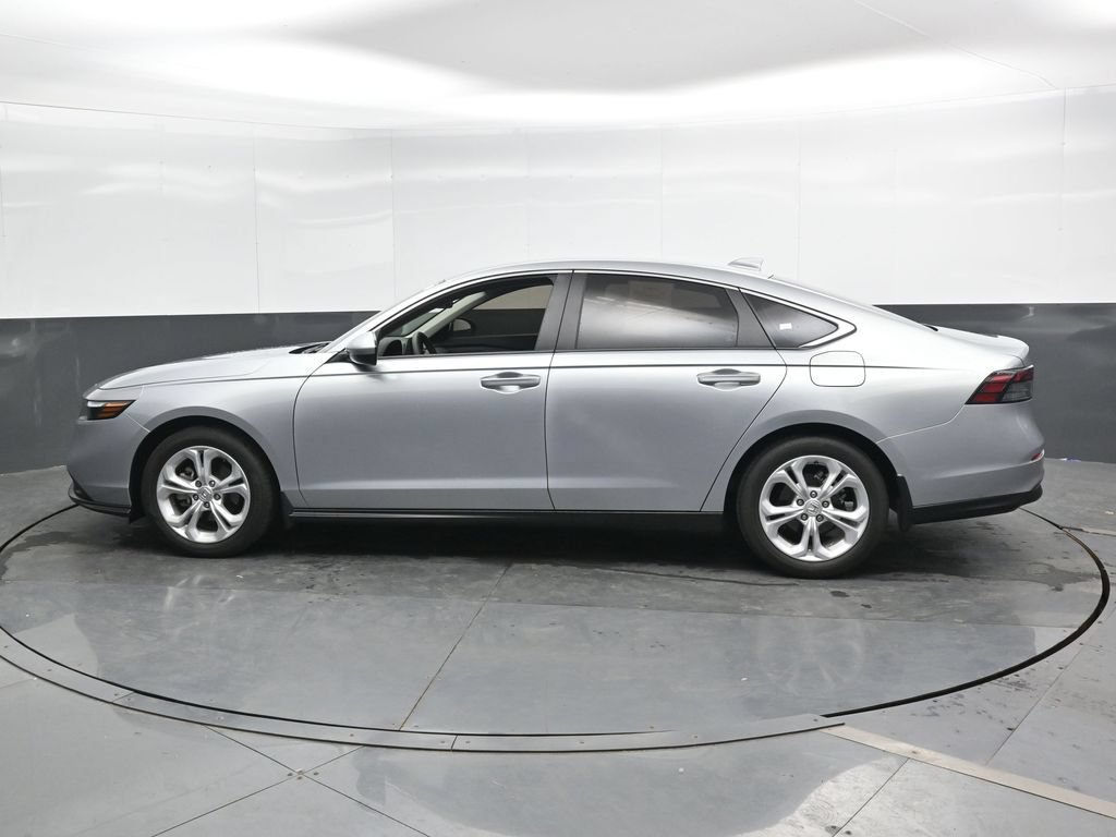 Used 2024 Honda Accord LX image 9