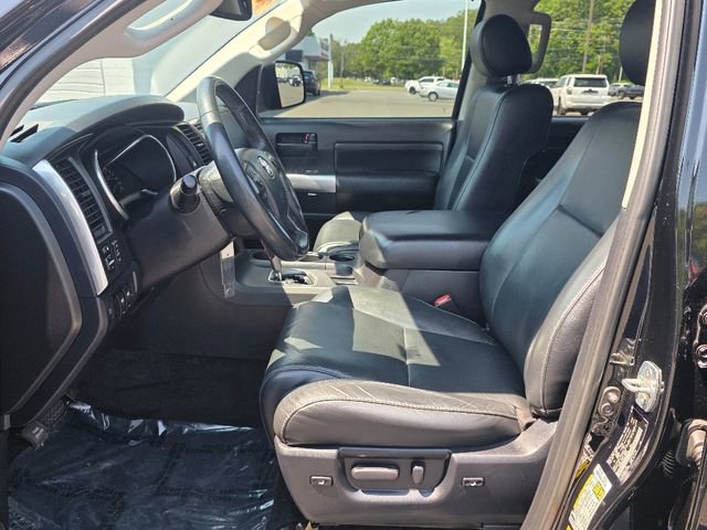 Used 2018 Toyota Sequoia TRD Sport AWD/4WD image 30