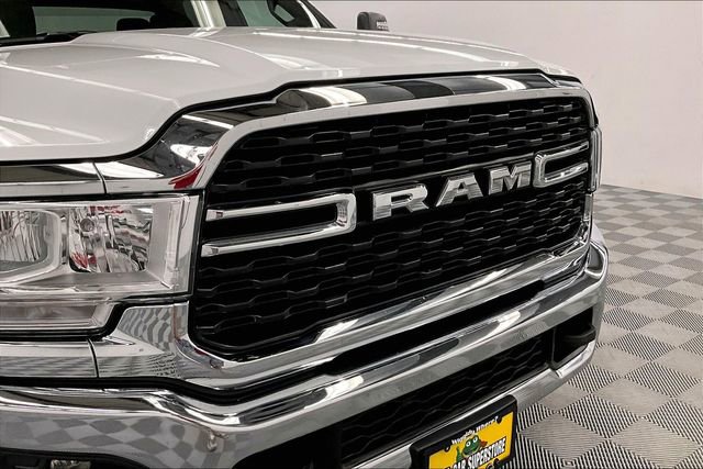Used 2024 RAM 3500 Big Horn image 32