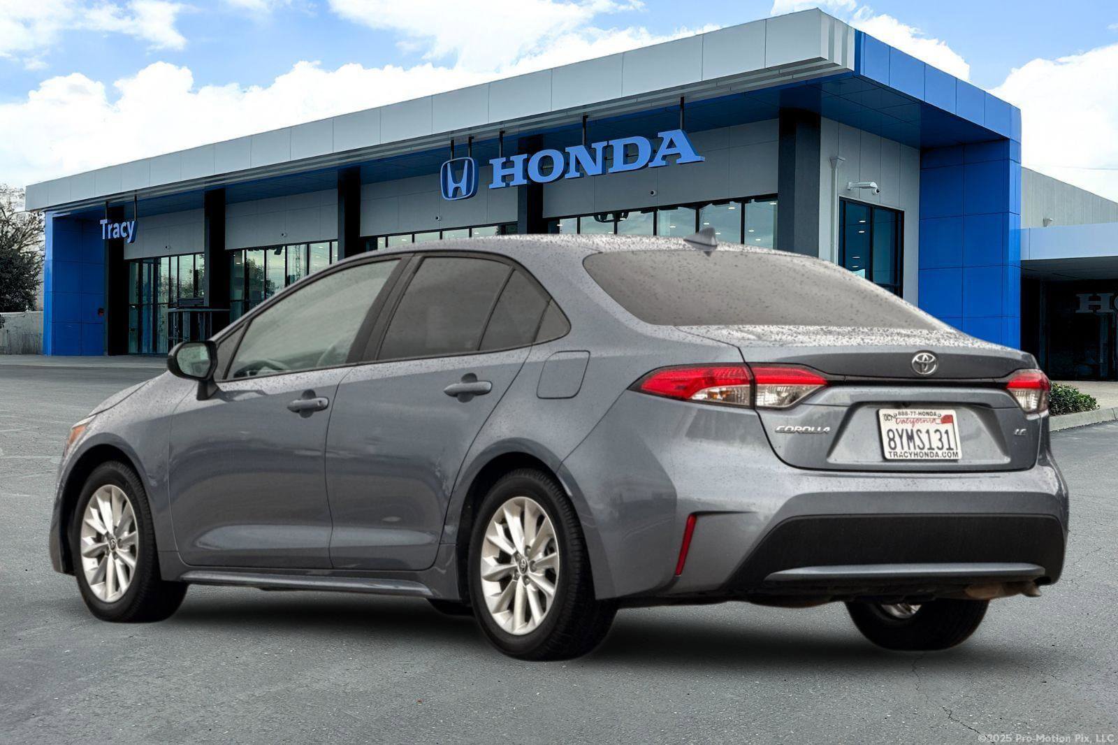 Used 2022 Toyota Corolla LE image 10