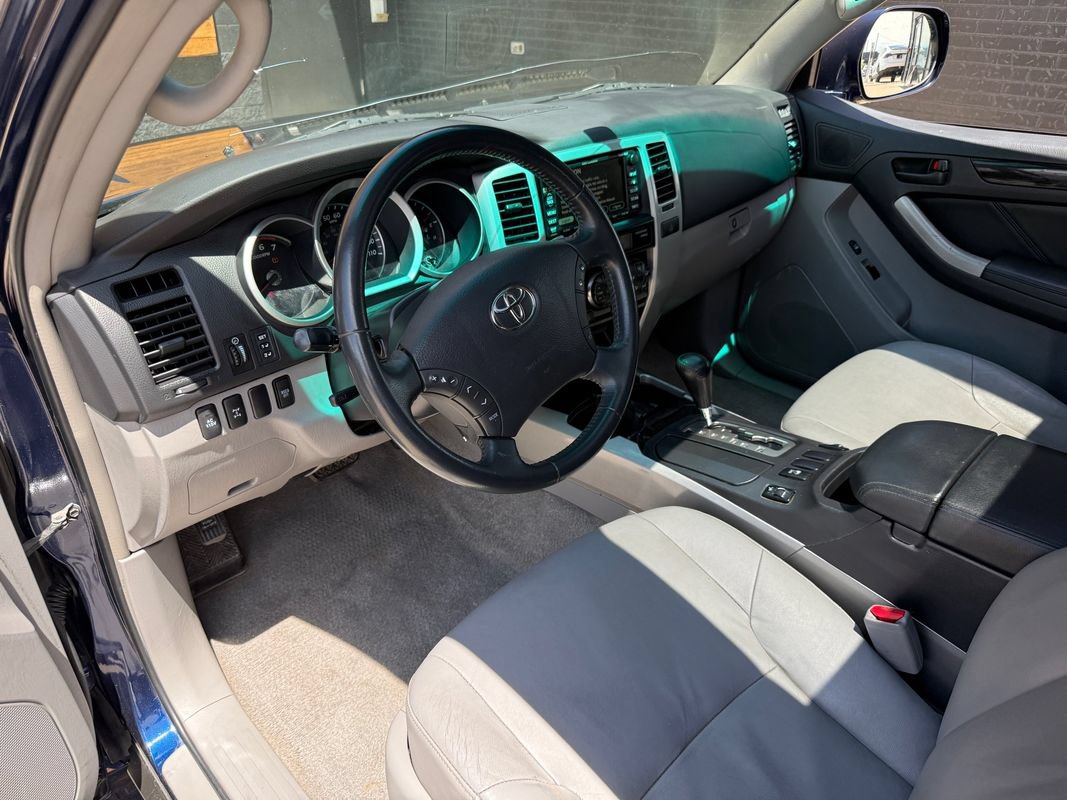 Used 2007 Toyota 4Runner Limited AWD/4WD image 25