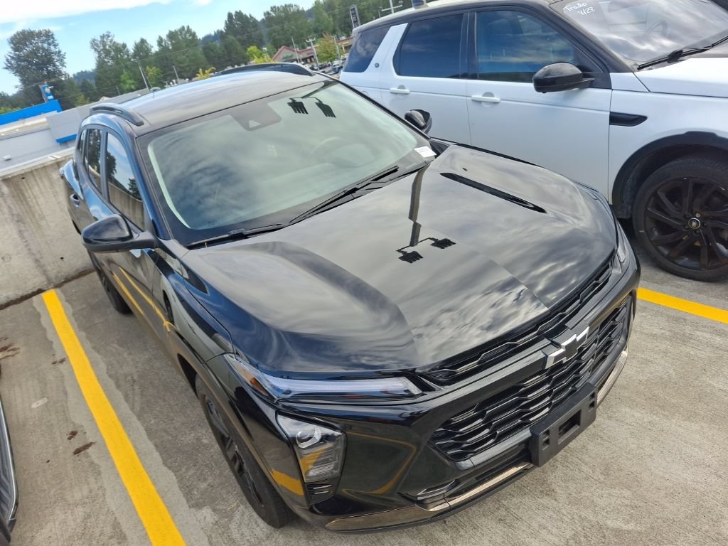 Used 2024 Chevrolet Trax ACTIV FWD image 11
