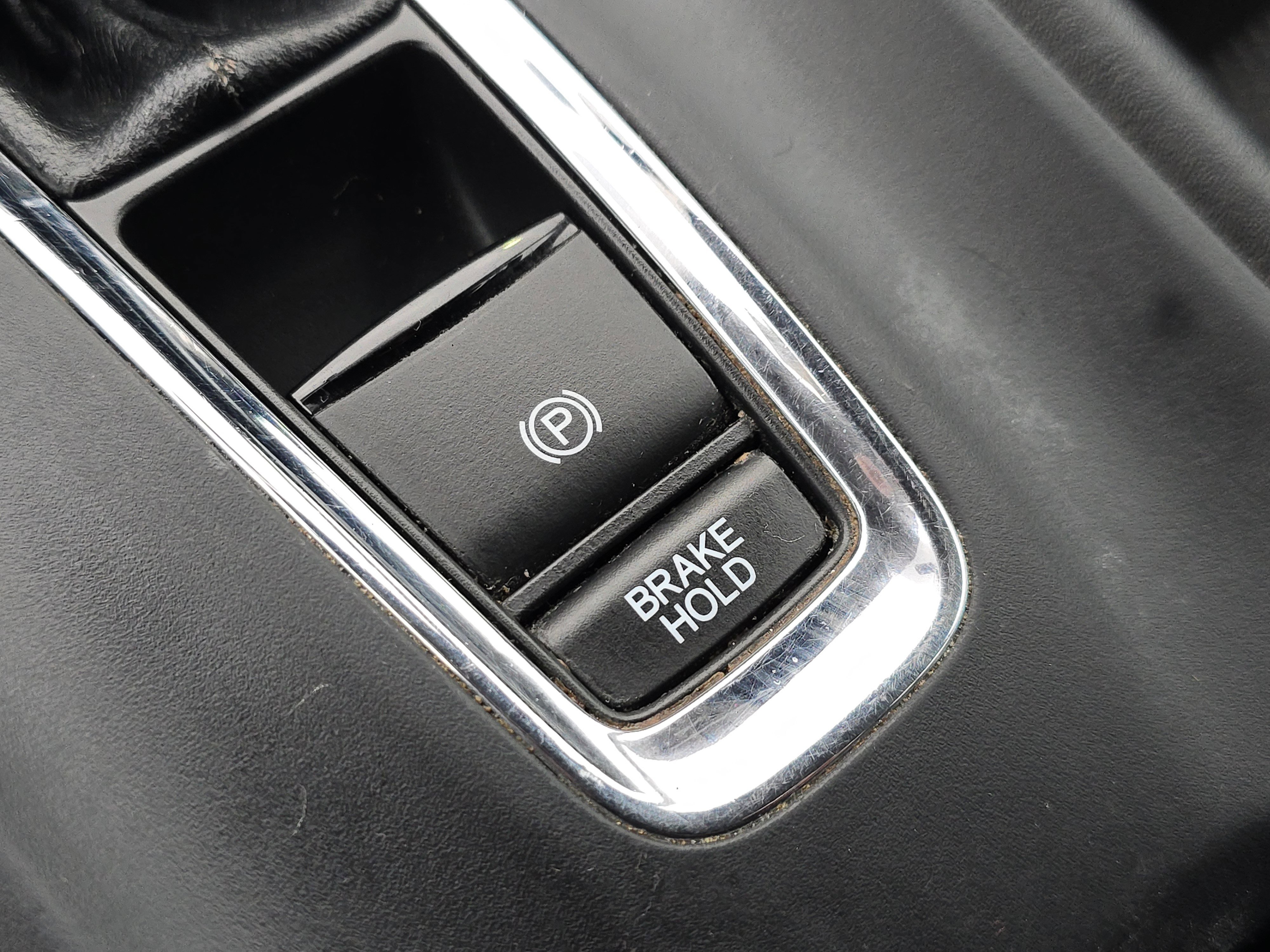 Used 2019 Honda HR-V LX image 30