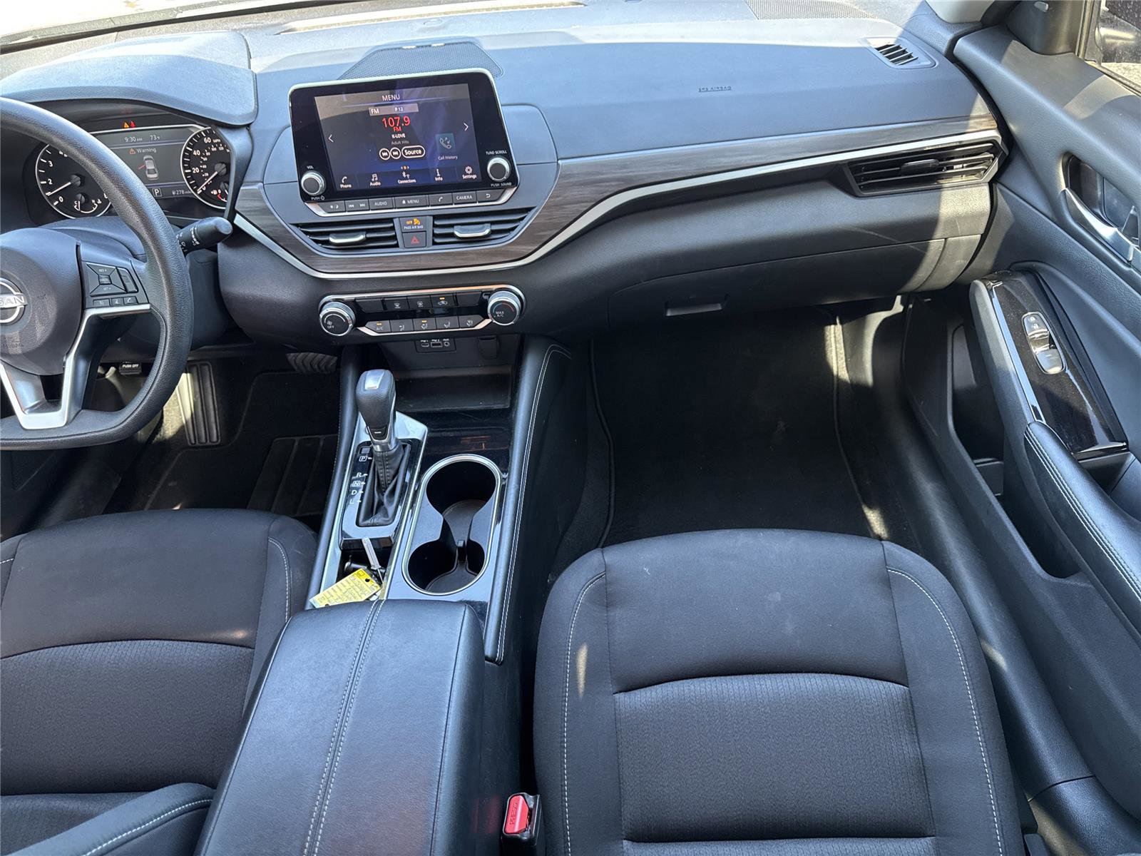 Used 2023 Nissan Altima 2.5 SV FWD image 14