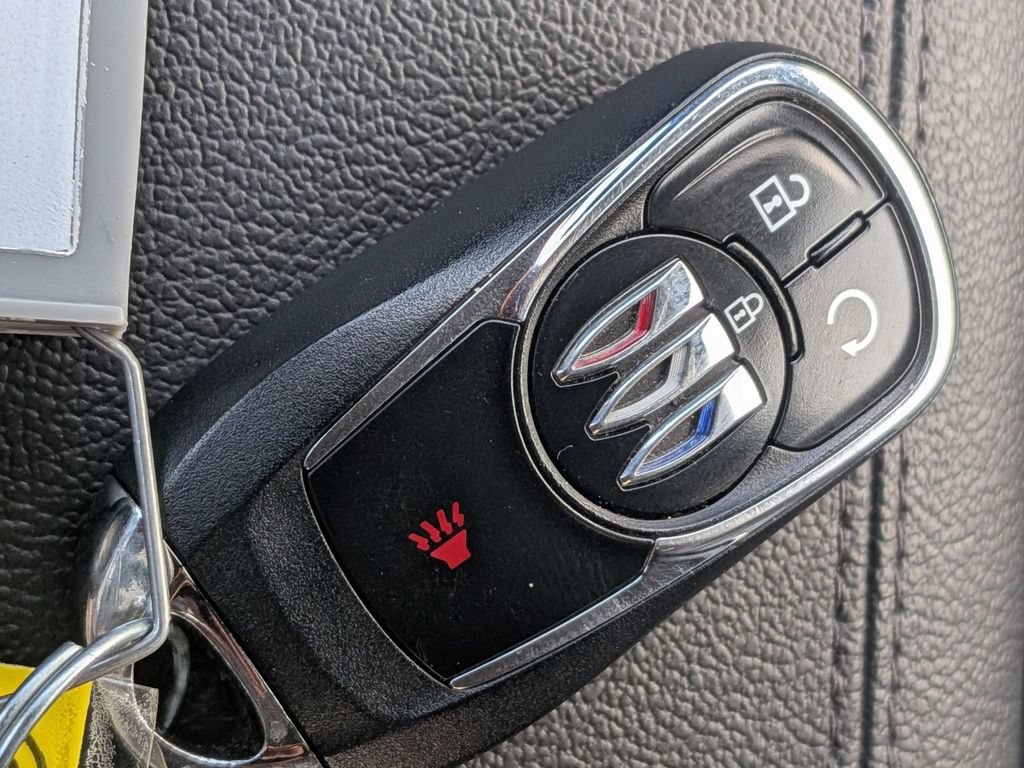 Used 2024 Buick Encore GX Avenir AWD/4WD image 34