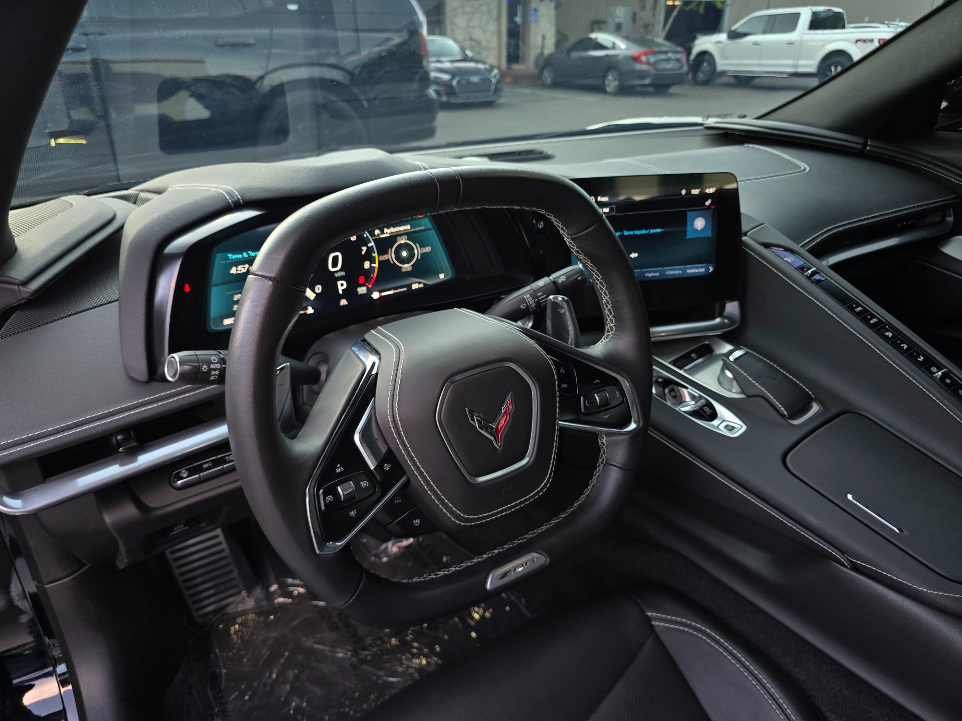 Used 2025 Chevrolet Corvette Z06 RWD image 13