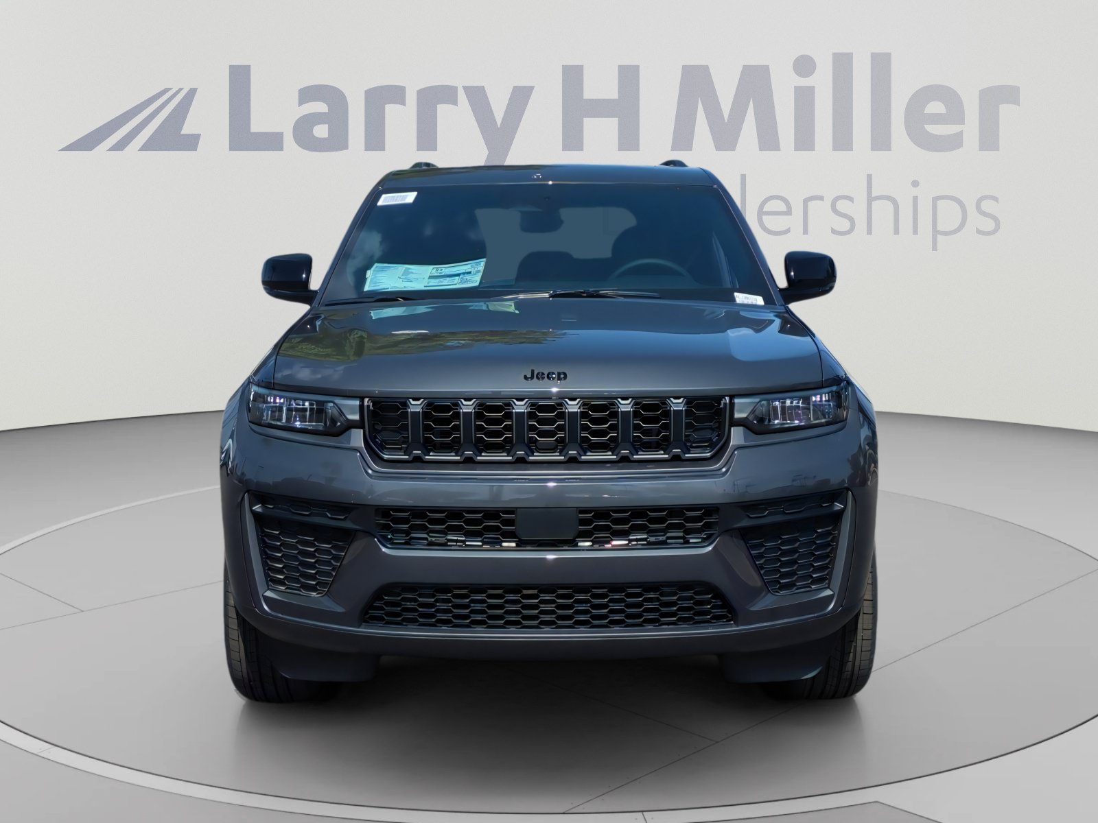 New 2026 Jeep Grand Cherokee Altitude AWD/4WD image 8