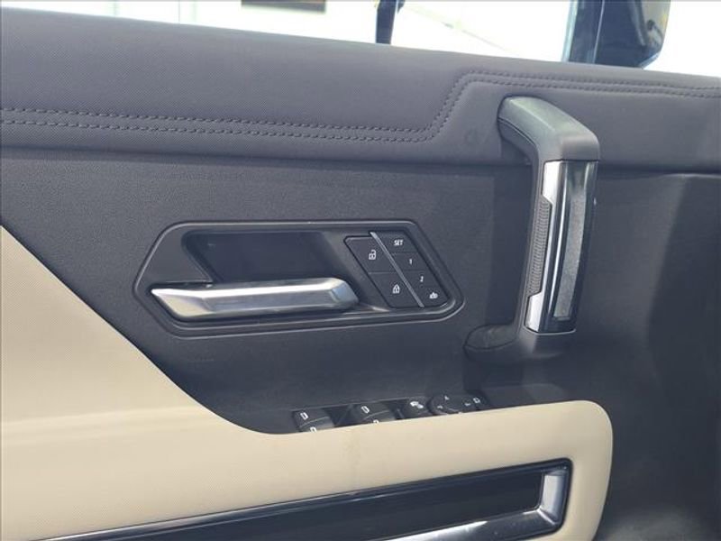 New 2026 GMC Hummer EV SUV image 11