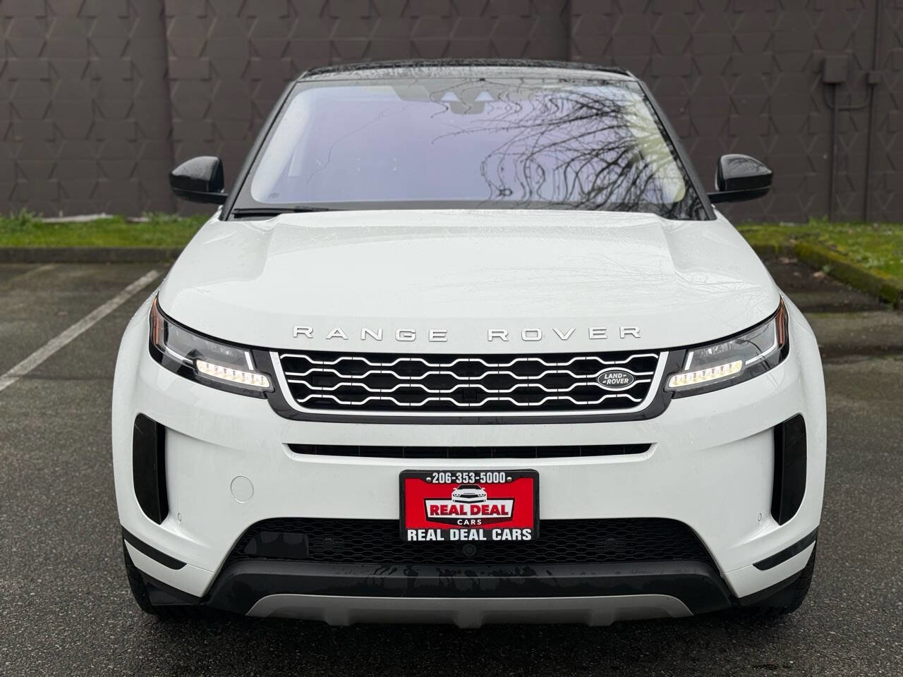 Used 2020 Land Rover Range Rover Evoque S image 2