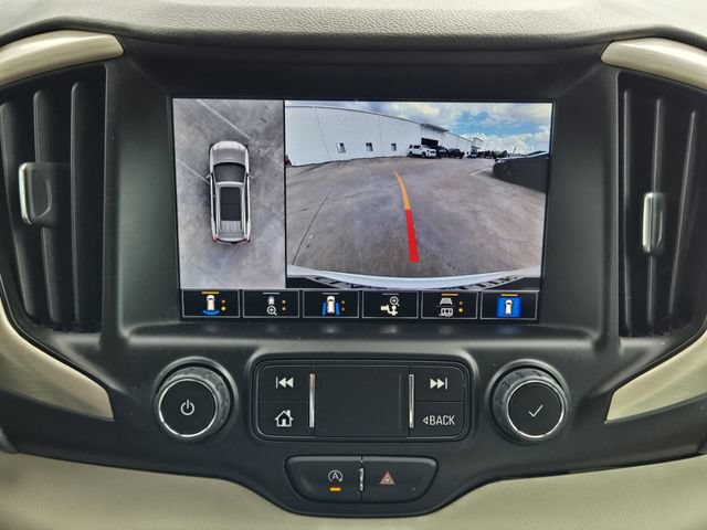 Used 2024 GMC Terrain Denali w/ Denali Premium Package AWD/4WD image 15