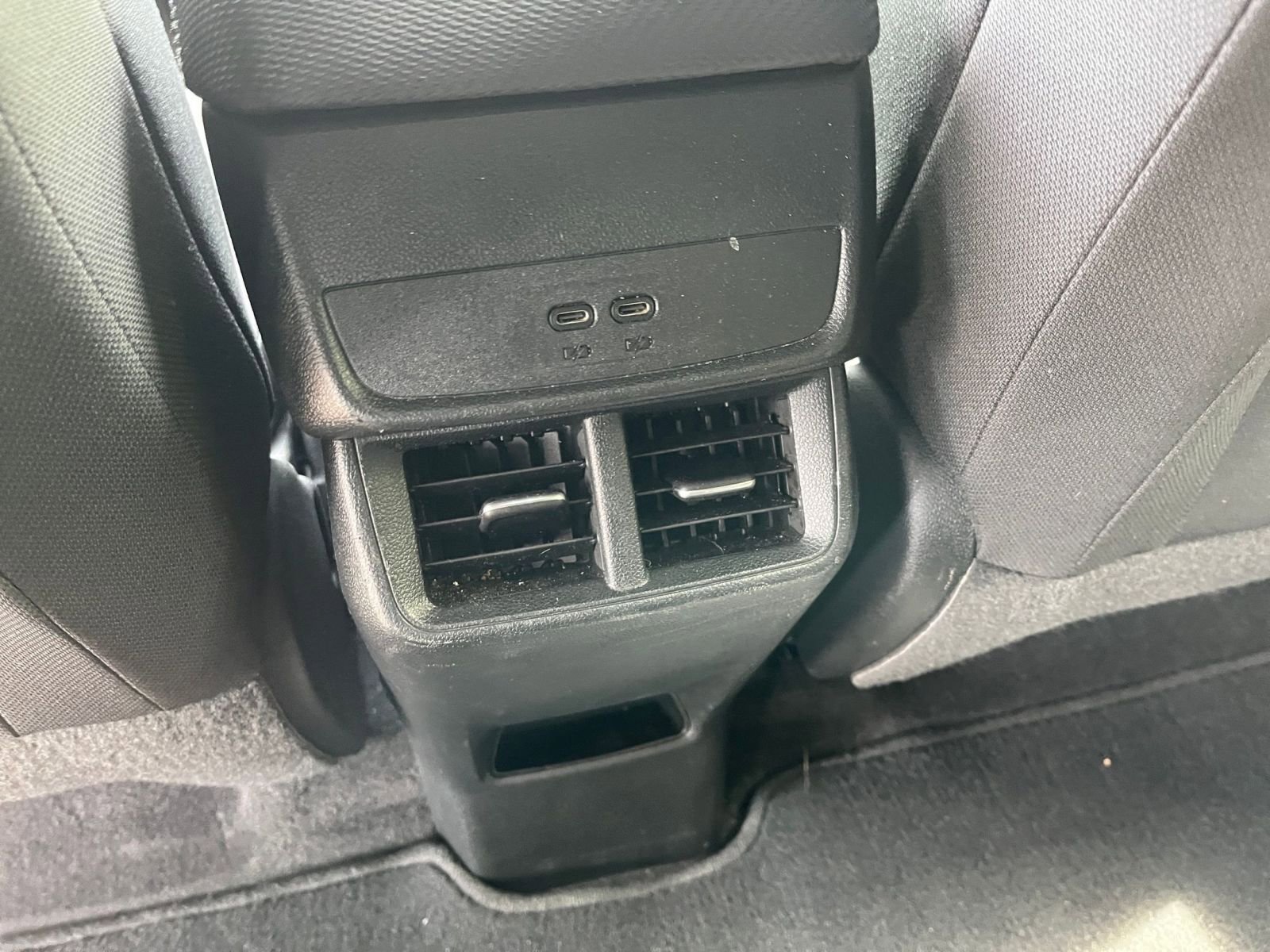 Used 2025 Chevrolet Equinox LT FWD image 22