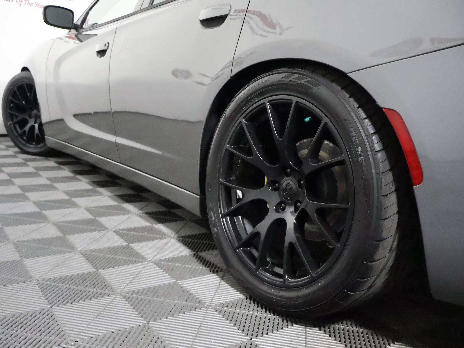Used 2018 Dodge Charger SXT Plus RWD image 12
