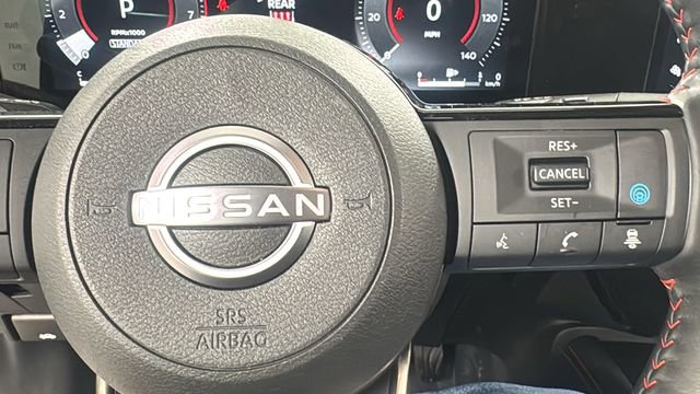 Certified 2025 Nissan Kicks SR image 22