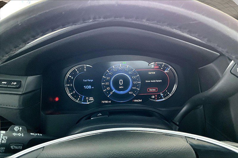Used 2016 Cadillac Escalade Premium RWD image 18