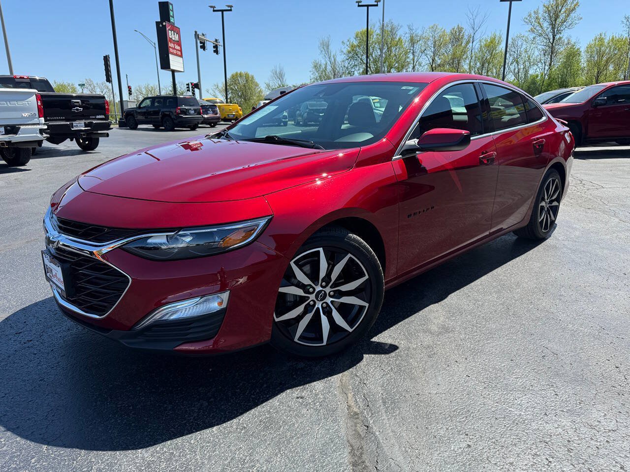 Used 2023 Chevrolet Malibu RS w/ LPO, Floor Liner Package FWD image 3