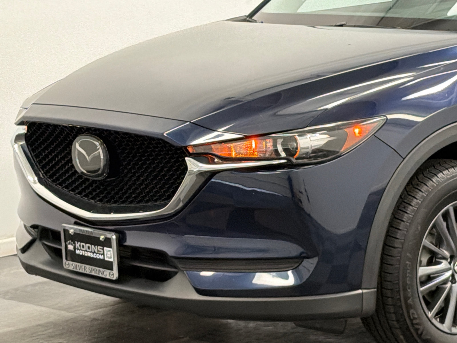 Used 2021 MAZDA CX-5 Touring w/ Touring Preferred SV Package AWD/4WD image 2