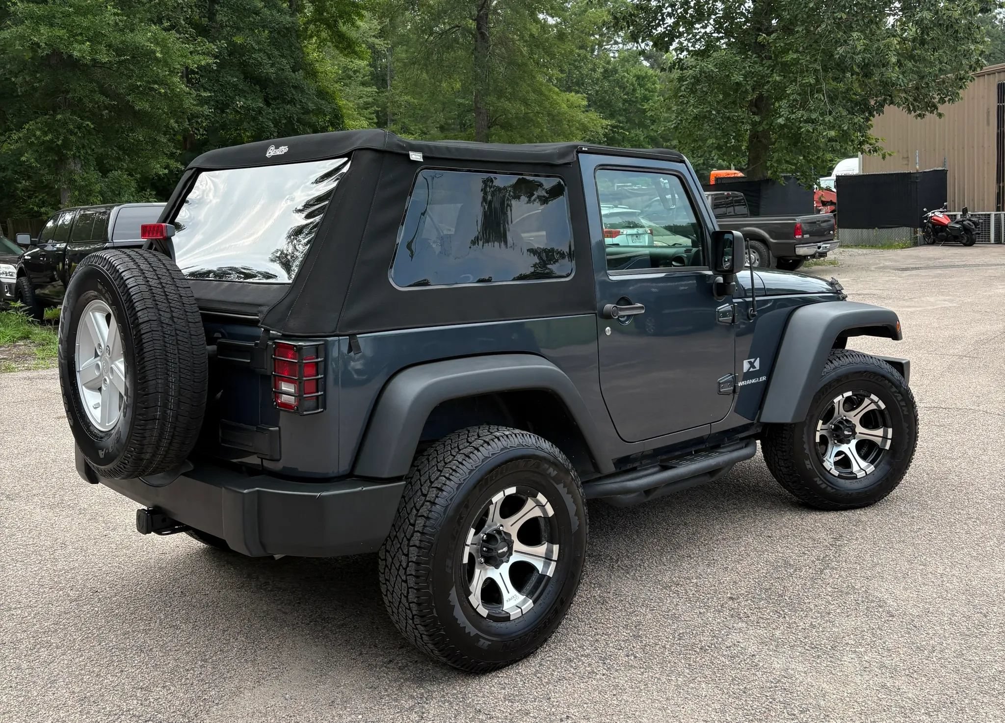 Used 2008 Jeep Wrangler X AWD/4WD image 6