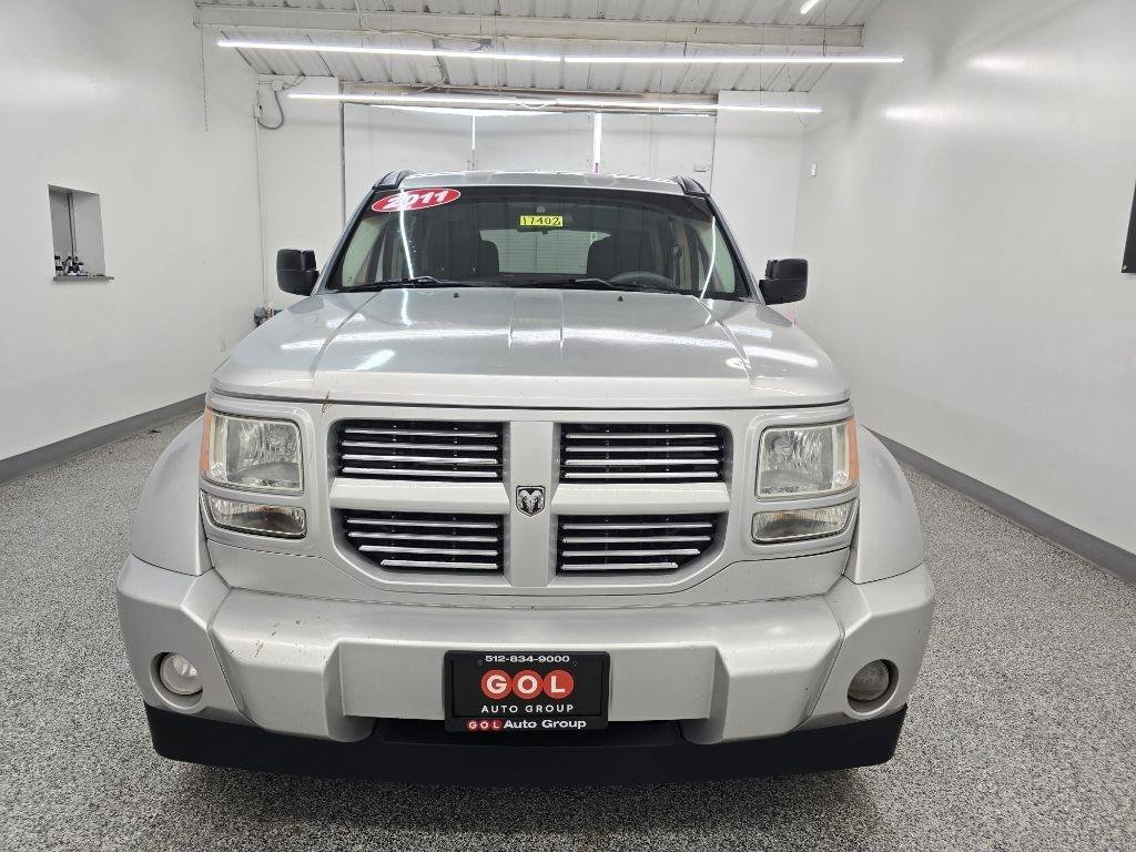 Used 2011 Dodge Nitro Heat RWD image 2