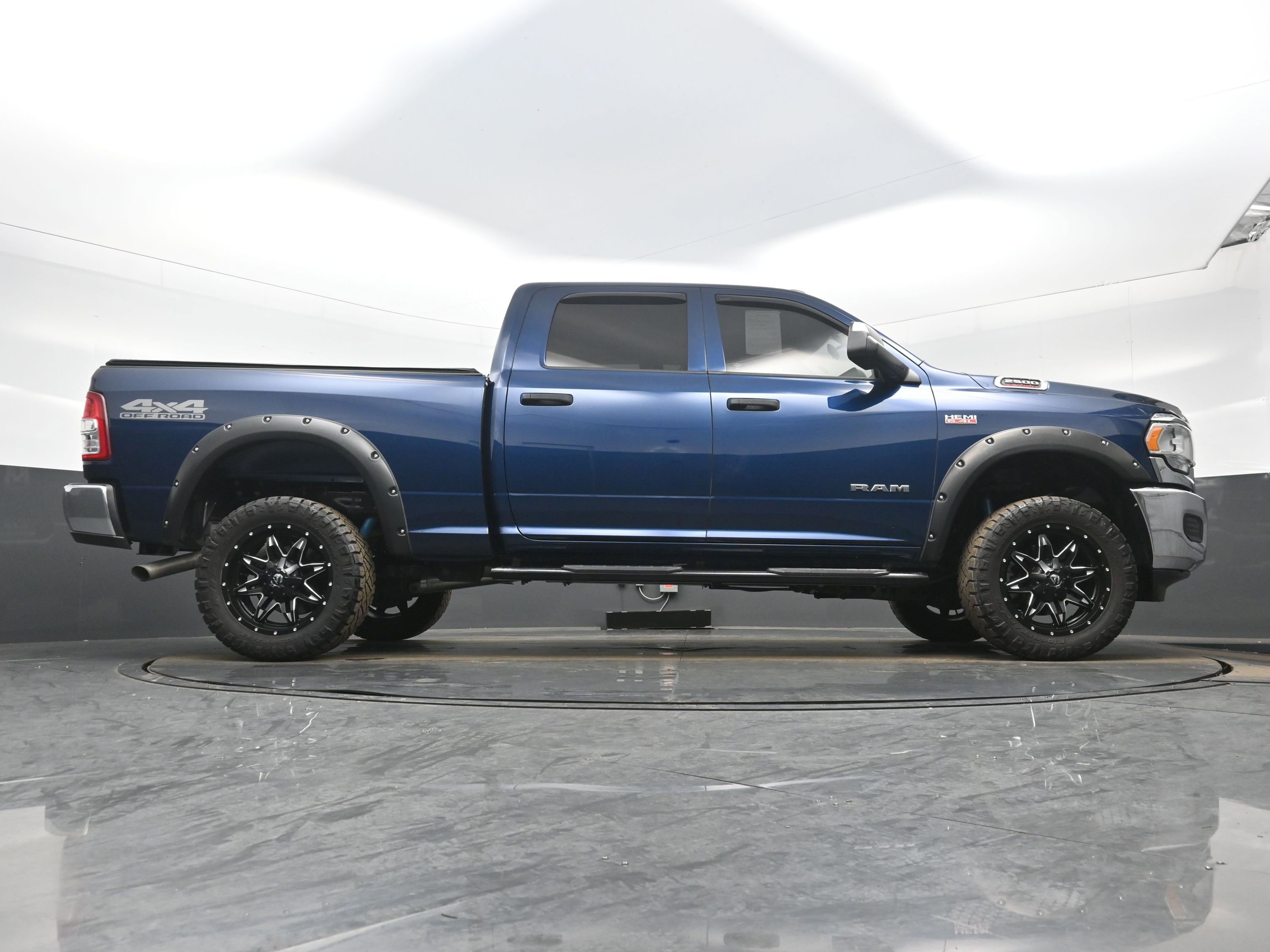 Used 2022 RAM 2500 Tradesman image 29