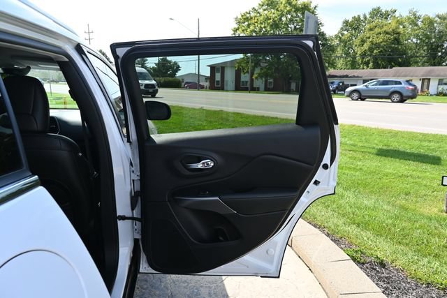 Used 2020 Jeep Cherokee Latitude Lux w/ Quick Order Package 26H Lux AWD/4WD image 20
