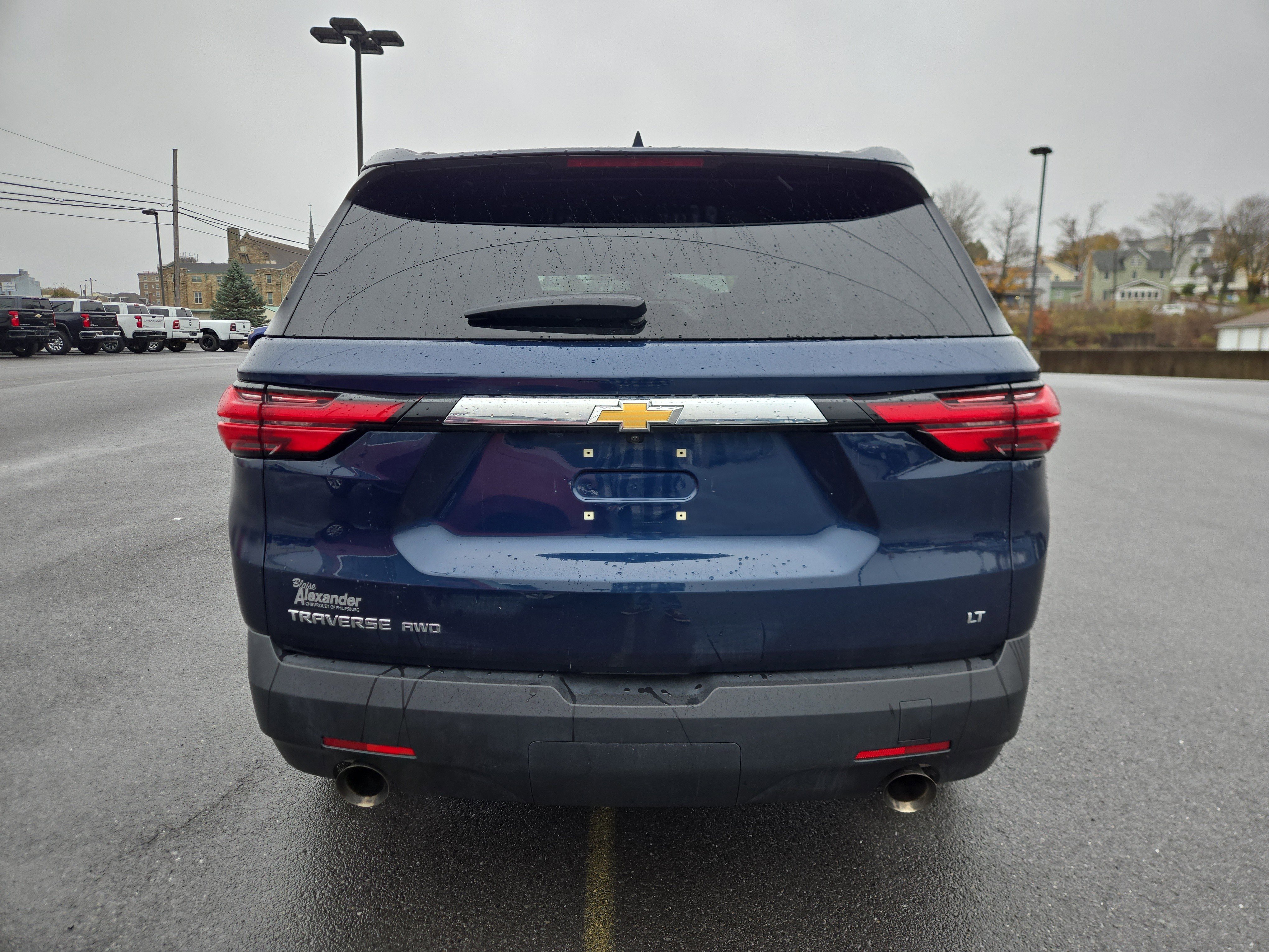 Used 2023 Chevrolet Traverse LT video 4